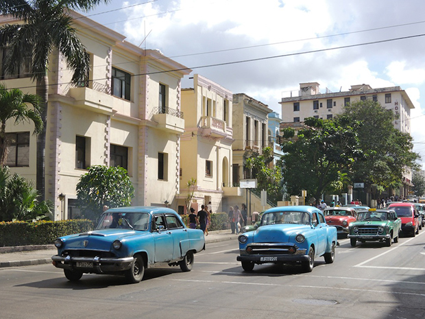 Kuba - Karakteristični oldtimer automobili u Havani