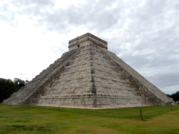 Chichen Itza piramida Maya u Meksiku