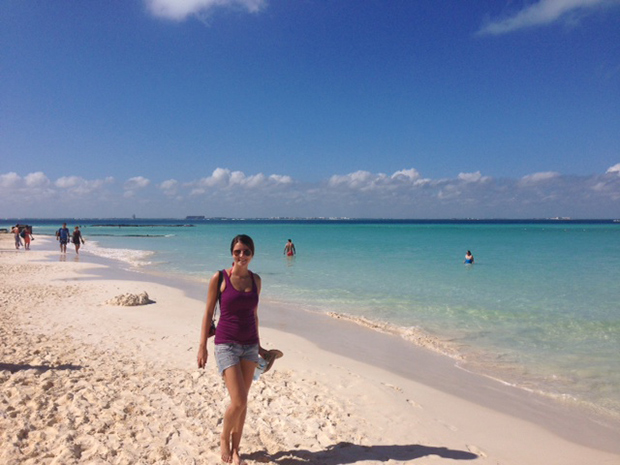 Lejla Brčaninović na plaži u Meksiku