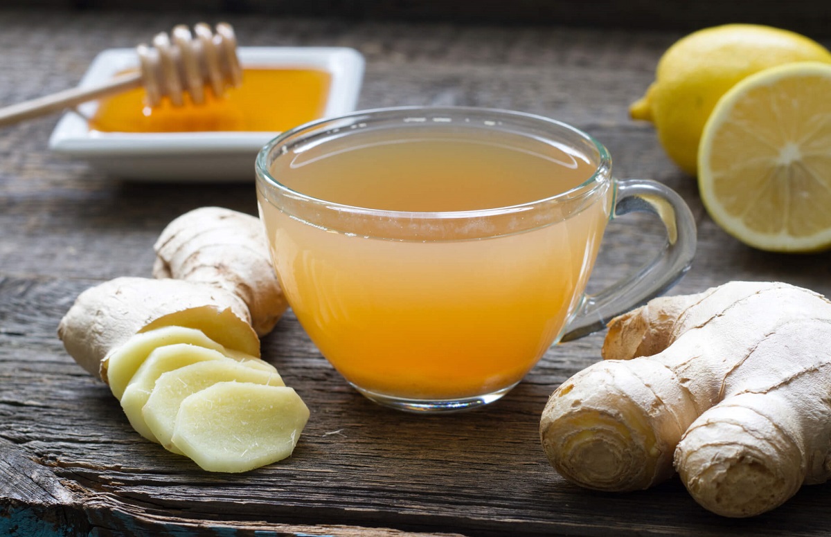 Čaj s đumbirom, medom i limunom Foto iStock