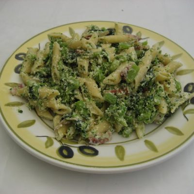 Zelena karbonara: tjestenina kuhana s brokulom