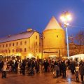 Advent Zagreb Žive jaslice udruge Cenacolo ispred katedrale