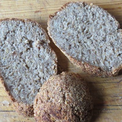 Narezani tamni kruh bez kvasca