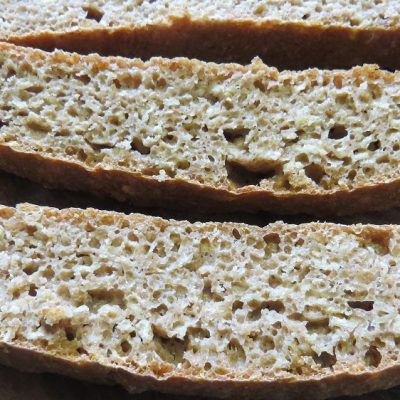 Fina pogača – kruh od pirovog brašna i zobenih pahuljica