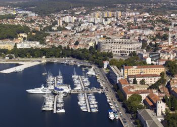 LJETO U ISTRI: Car Franjo, gladijatori i Serena Williams PULA ACI ACI marina Pula