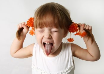 RAZMAŽENA DJECA: Znate li kako djetetu postaviti granice? Postavljanje granica djetetu iStock Postavljanje granica djetetu - razmaženo dijete