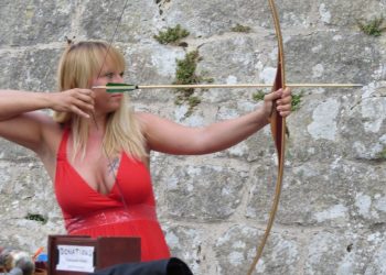 KRK: Ljetni provod od luka i strijele do žute podmornice Krk ljetna dogadanja scaled Krk ljetno događanje - streličarstvo