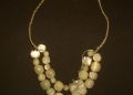 Stari hrvatski nakit - ogrlica od rječnnih kamenčića