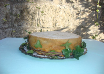 DUBROVAČKA KUHINJA: Torta od makarula, arancini i bruštulane mjendule Stonska torta Izvor Ston.hr Stonska torta