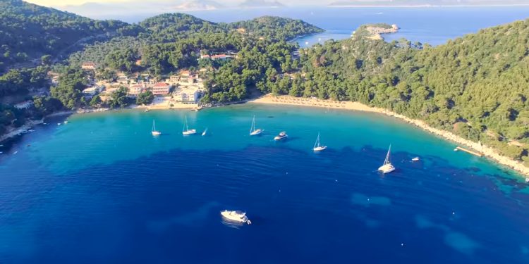 Ljetni nautički vodič Jadranom – 10 top destinacija za zabavu Uvale Mljeta