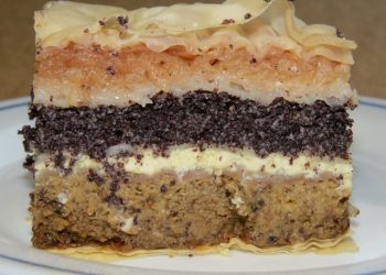 NEODOLJIVO SLATKO: Sočna gibanica sa 4 nadjeva Gibanica Gibanica