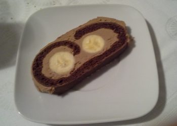 NEODOLJIVO SLATKO: Mačje oči - rolade s bananama Macje oci 4 2 Mačje oči na tanjuru