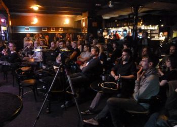 O medicinskoj marihuani i utjecaju Googlea na zdravlje skeptici u pubu Skeptici u pubu, publika na jednom događanju