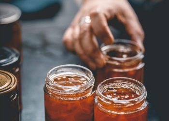 NOVO: Naučite izraditi marinade od meda i medne mješavine s liofiliziranim voćem i povrćem rob wicks BRbCU 8uGEQ unsplash scaled Apigastronomska radionica