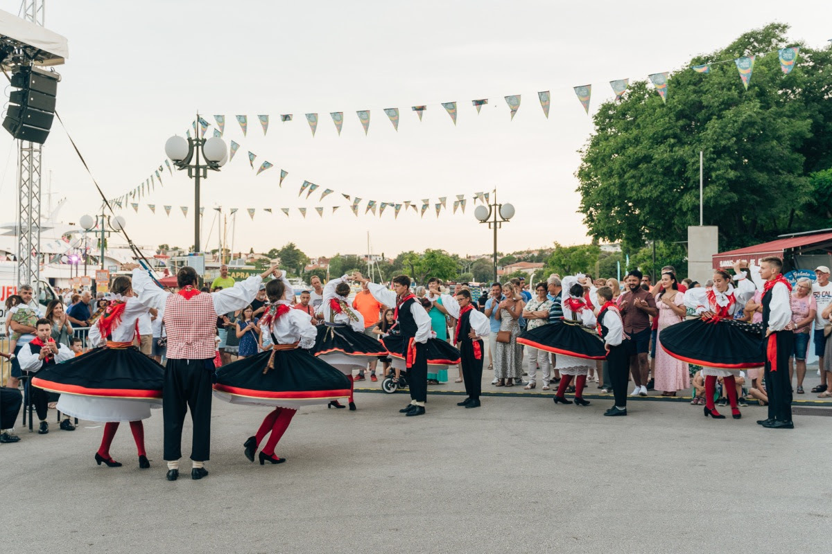 Folklorni nastupi na Krk Music Festivalu