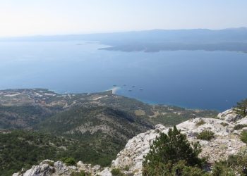 Pogled s Vidove gore preko Gažula na Zlatni rat Snimio Mladen Gerovac
