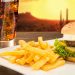 Koju je ultraprocesuiranu hranu najgore jesti? fast food 7042713 1280 Zašećereni sokovi i procesuirano meso su najgora ultraprocesuirana hrana / Izvor: Pixabay.com
