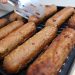 SVJETSKI DAN BEZ MESA: Degustacija biljnog mesa, ćevapa i kobasa na zagrebačkom Trgu kralja Tomislava Biljne kobasice i cevapi Bezmesni roštilj / Prijatelji životinja