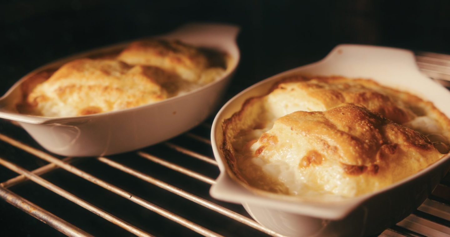 Štrukle se zapeku u obilju kiselog vrhnja / Foto: Šimun Šitum, PR Esplanade